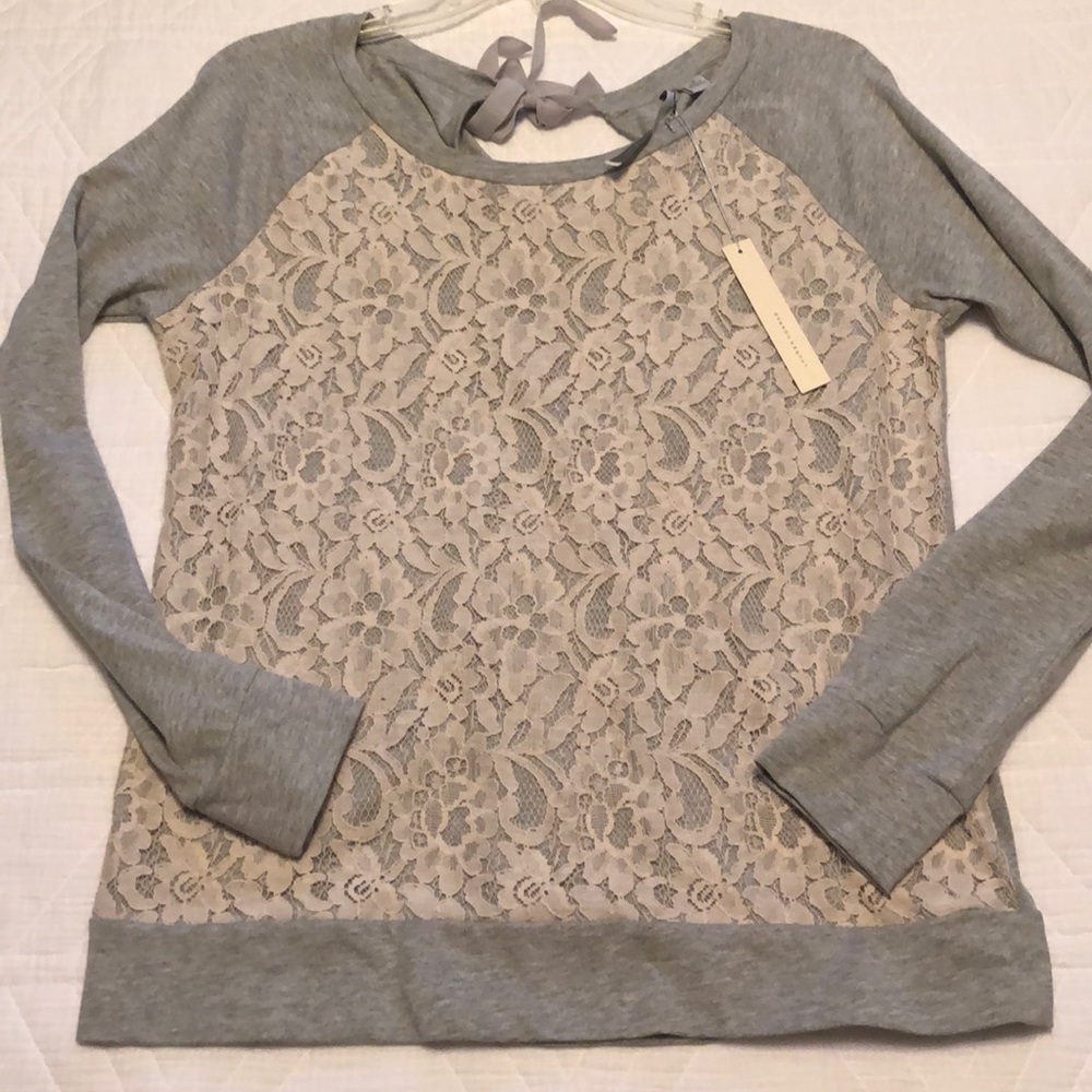 LC Lauren Conrad Lace Front Top M